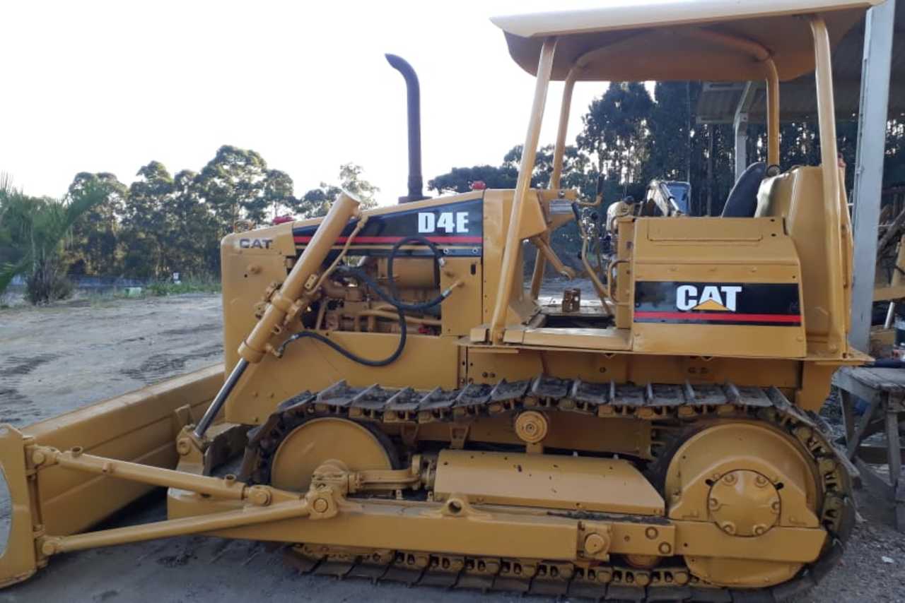 Caterpillar D4E - 86/86 6