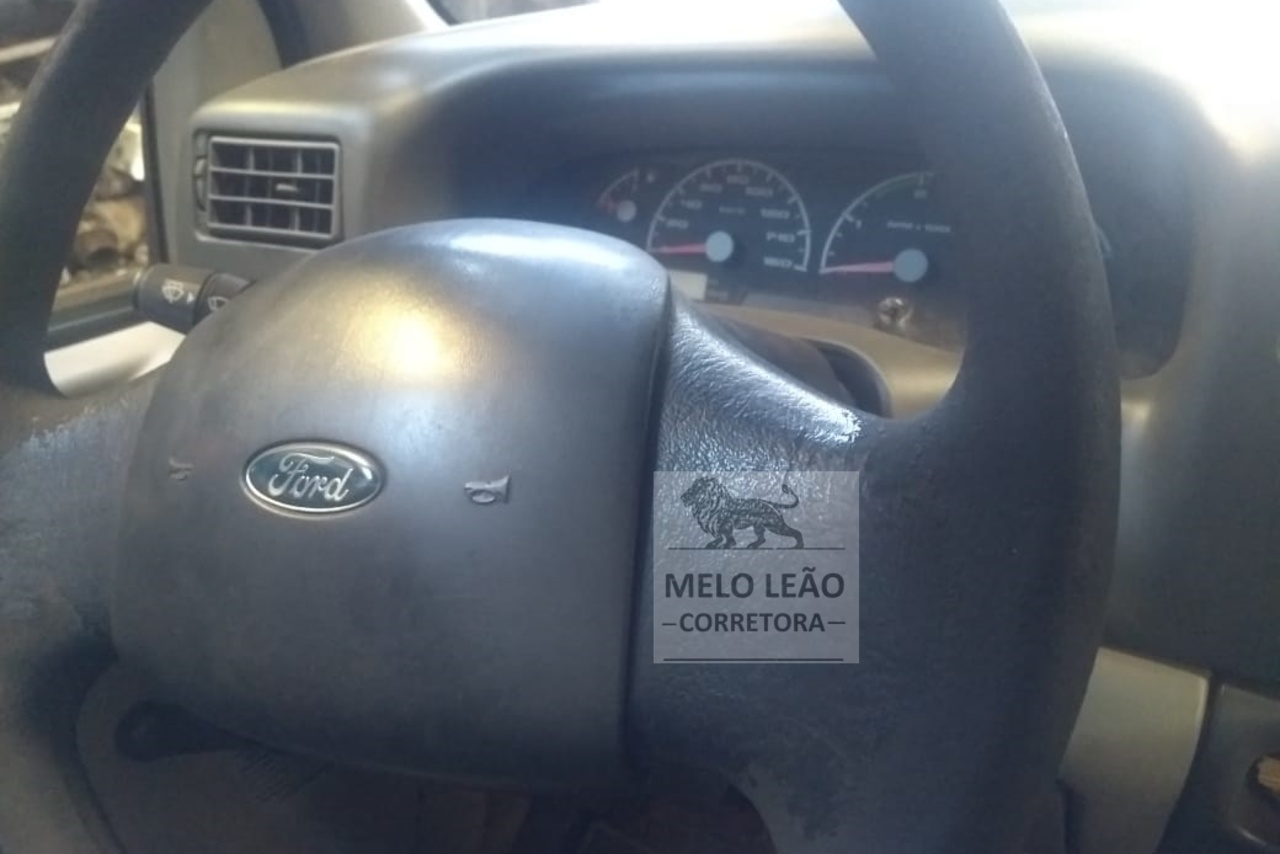 Ford F350 - 05/05 5