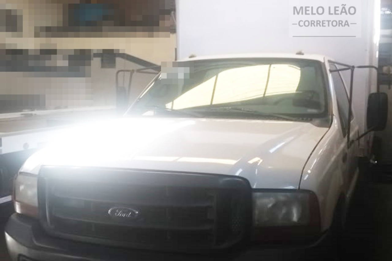 Ford F350 - 05/05 6