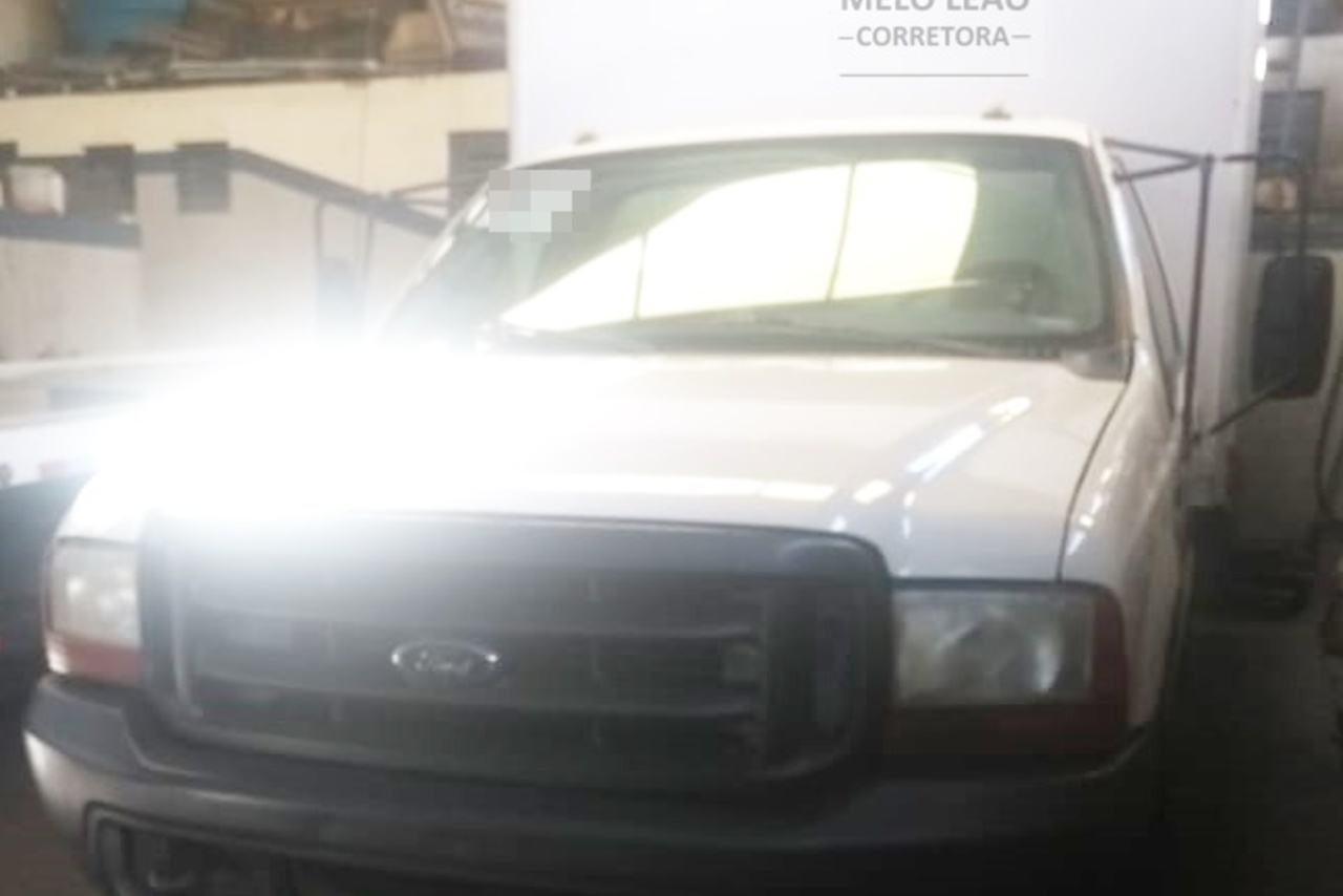 Ford F350 - 05/05 8