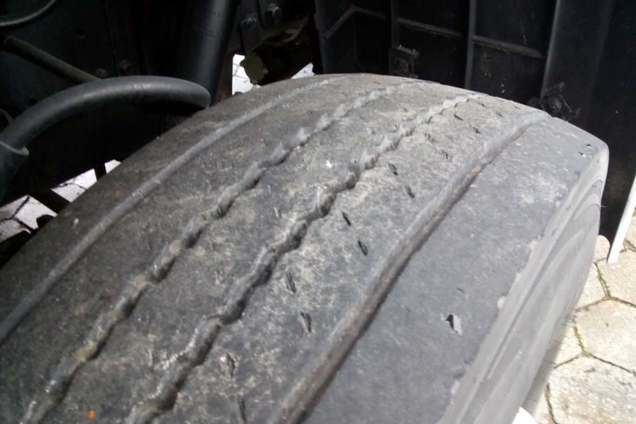 Volkswagen 26-260 - 12/12 2