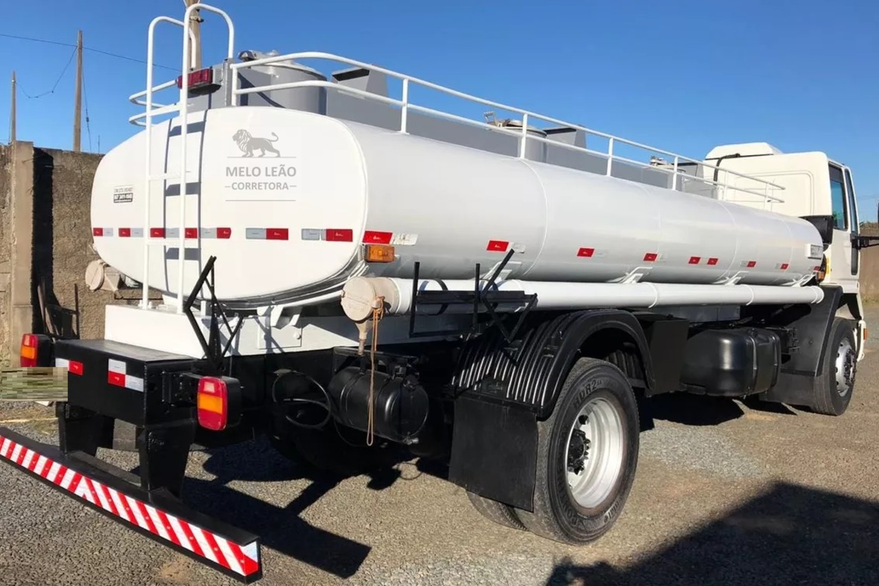 Ford Cargo1722 - 10/11 3
