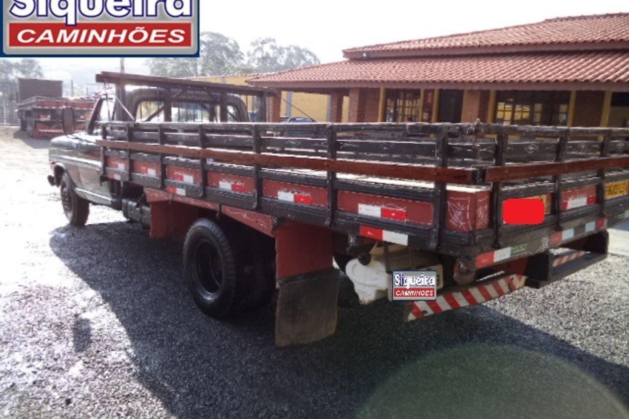 Ford F4000 - 88/88 2