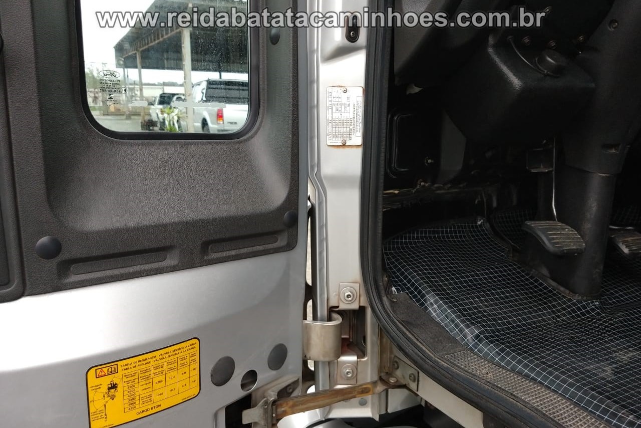 Ford Cargo816 - 13/13 29