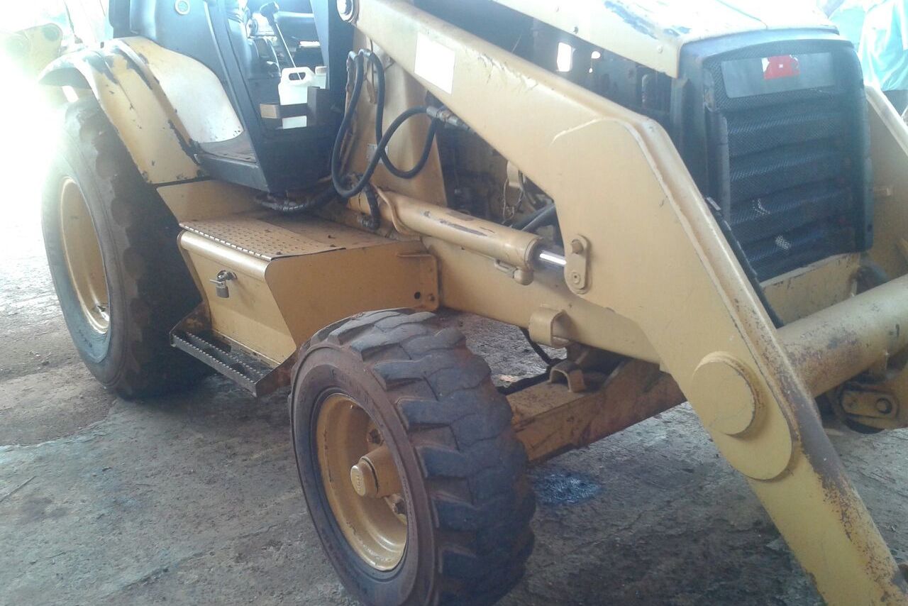 Caterpillar 416C - 02/02 3