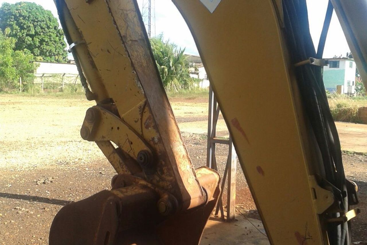 Caterpillar 416C - 02/02 4