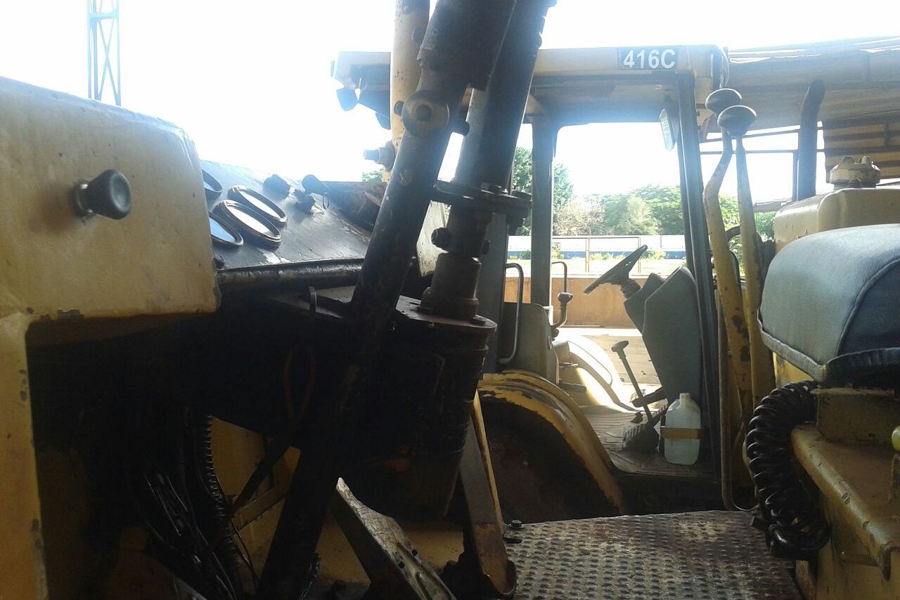 Caterpillar  930 - 77/77 6