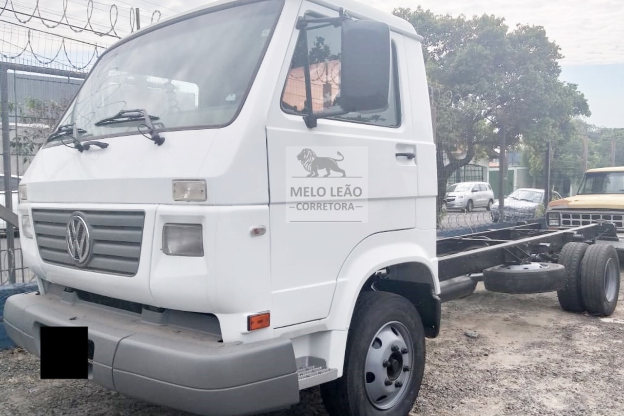 Volkswagen 8 120 - 01/01 2