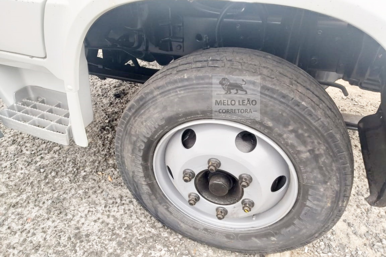 Volkswagen 8 120 - 01/01 12