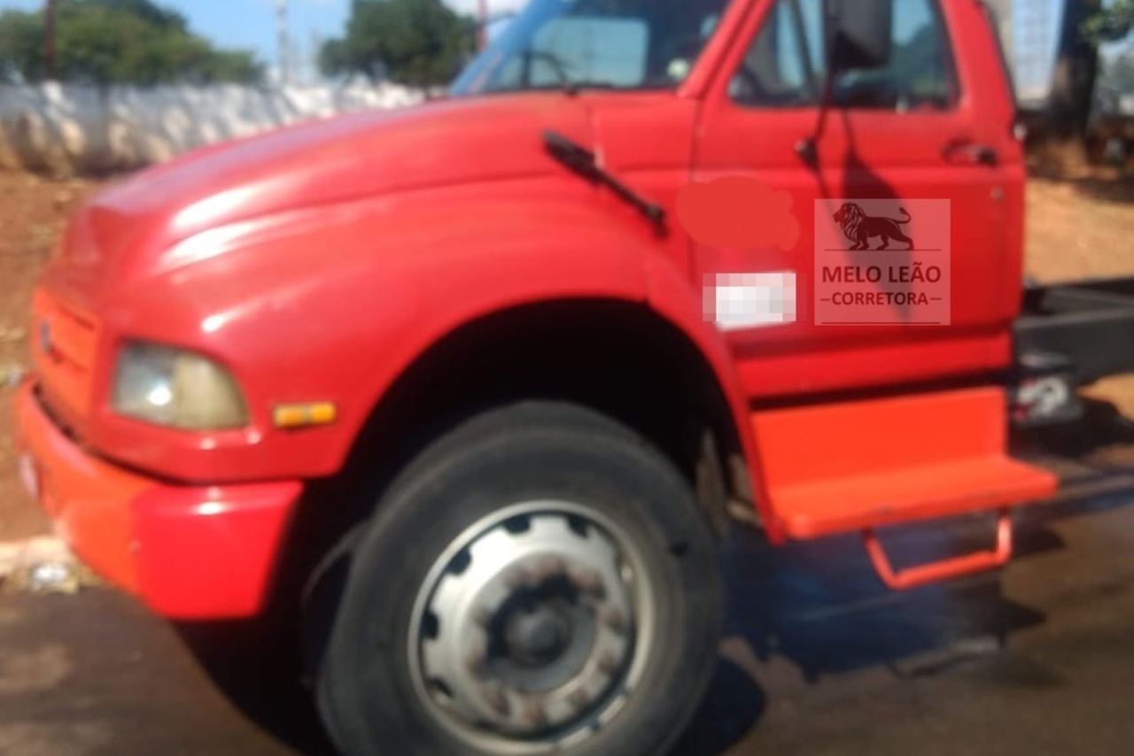 Ford F14000 - 94/94 5