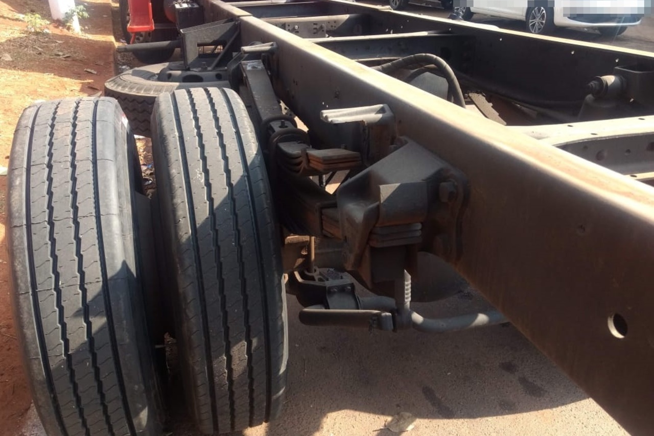 Ford F14000 - 94/94 7