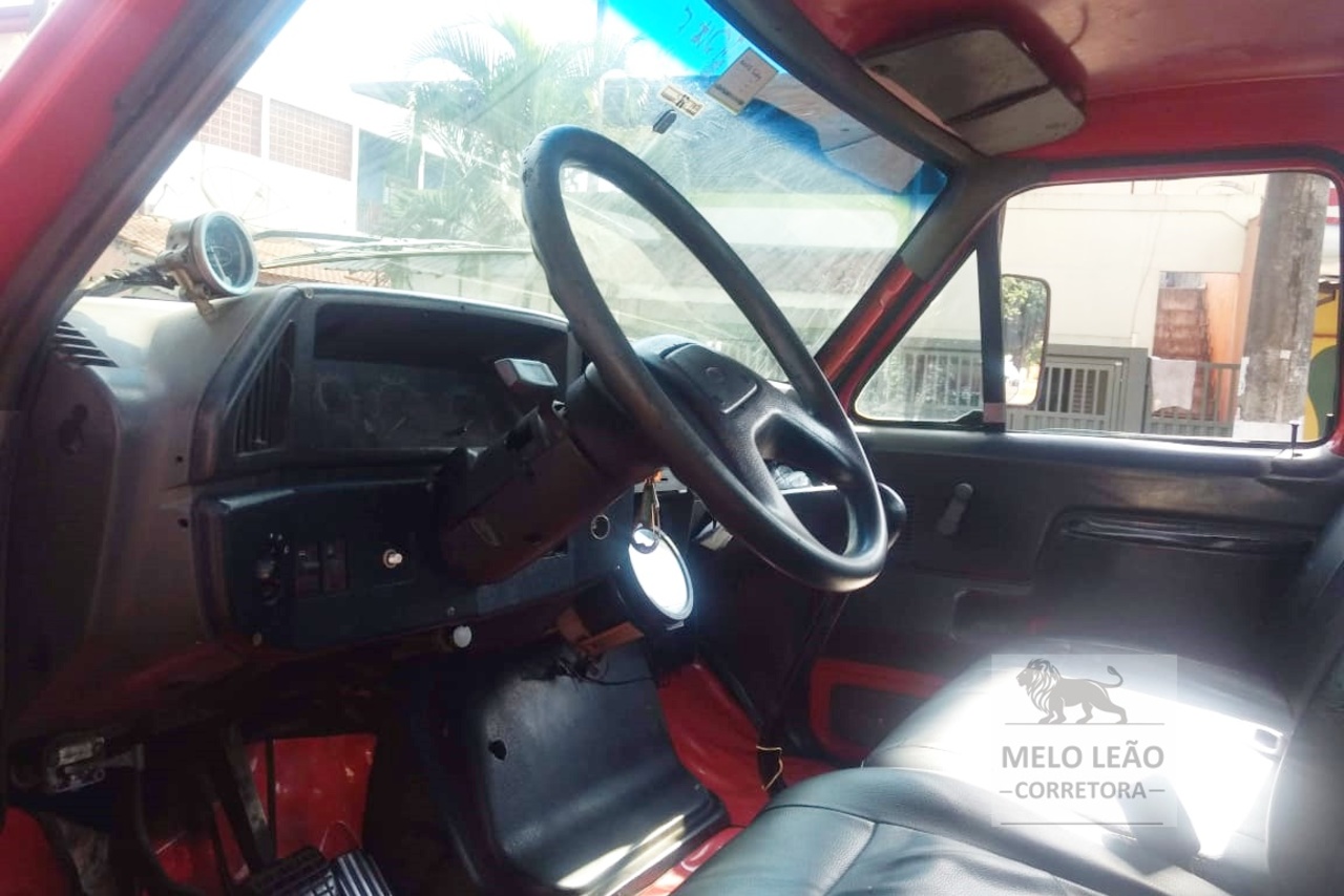 Ford F14000 - 94/94 8