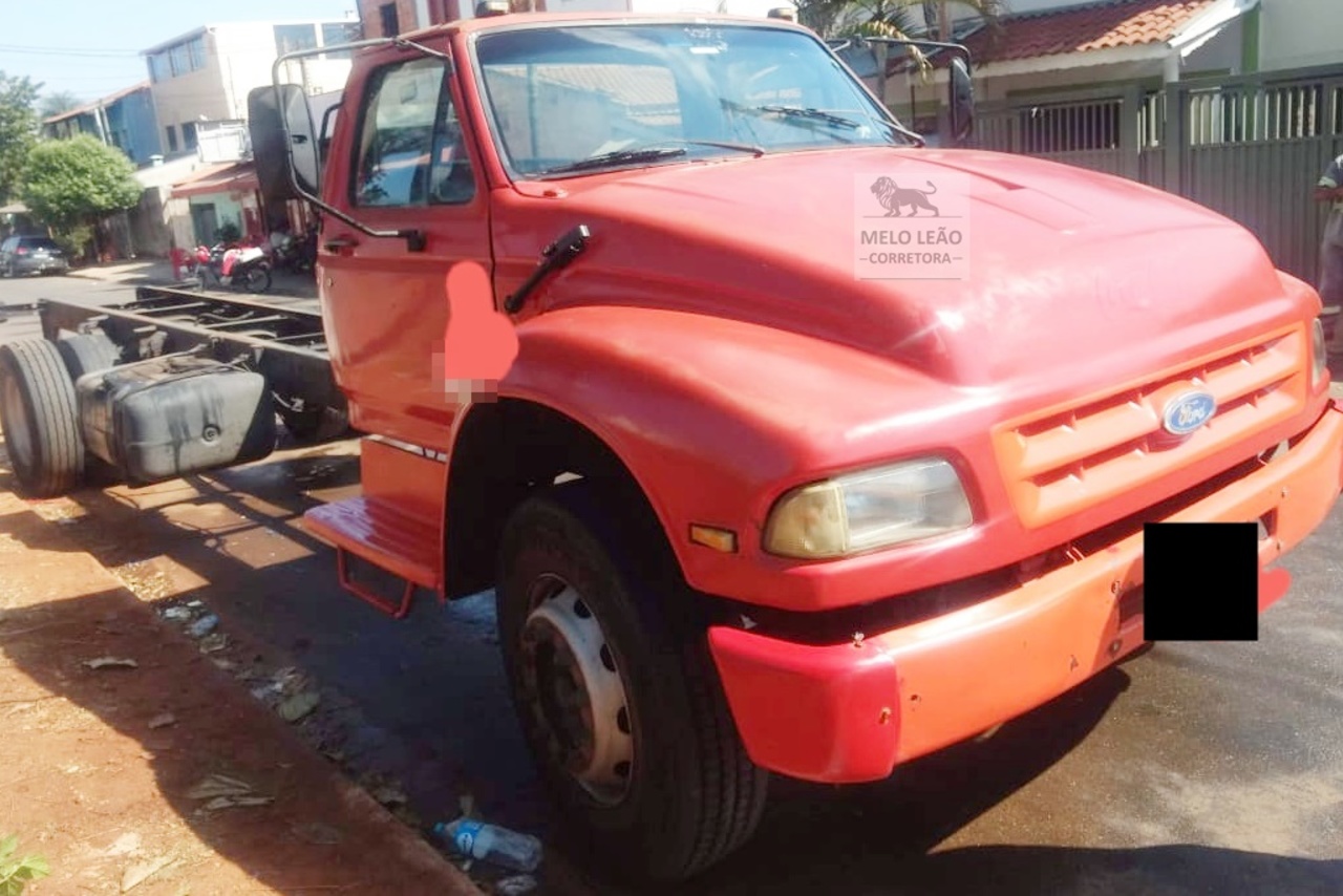 Ford F14000 - 94/94 10