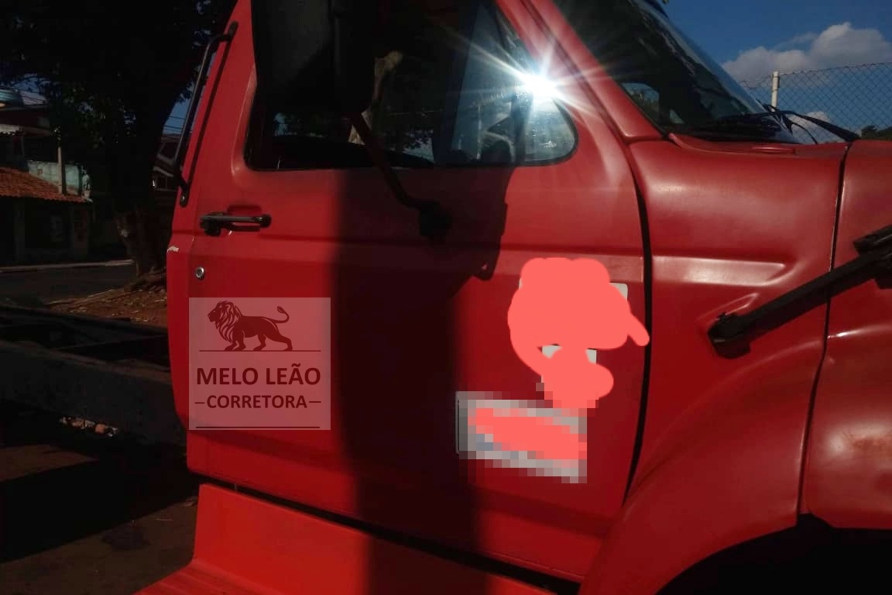 Ford F14000 - 94/94 18