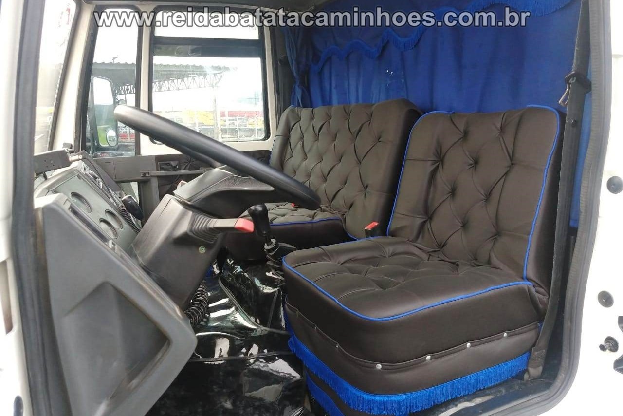 Ford Cargo815 - 01/01 9
