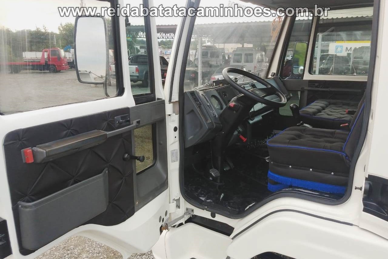 Ford Cargo815 - 01/01 10