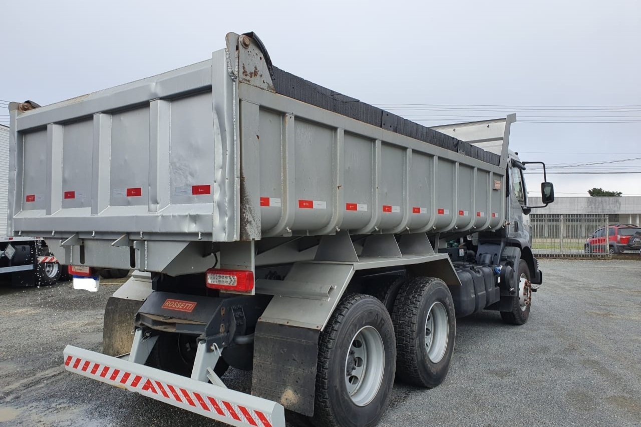 Volvo VM 270 - 14/15 13