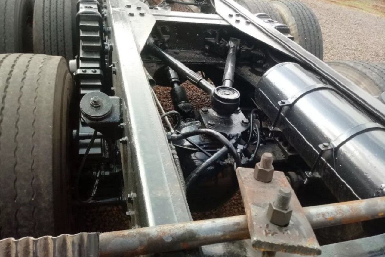 Ford Cargo2425 - 00/00 5