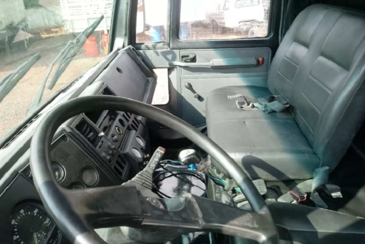 Ford Cargo2425 - 00/00 8