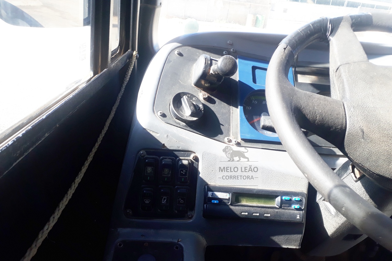 Volkswagen Urbano - 05/05 26