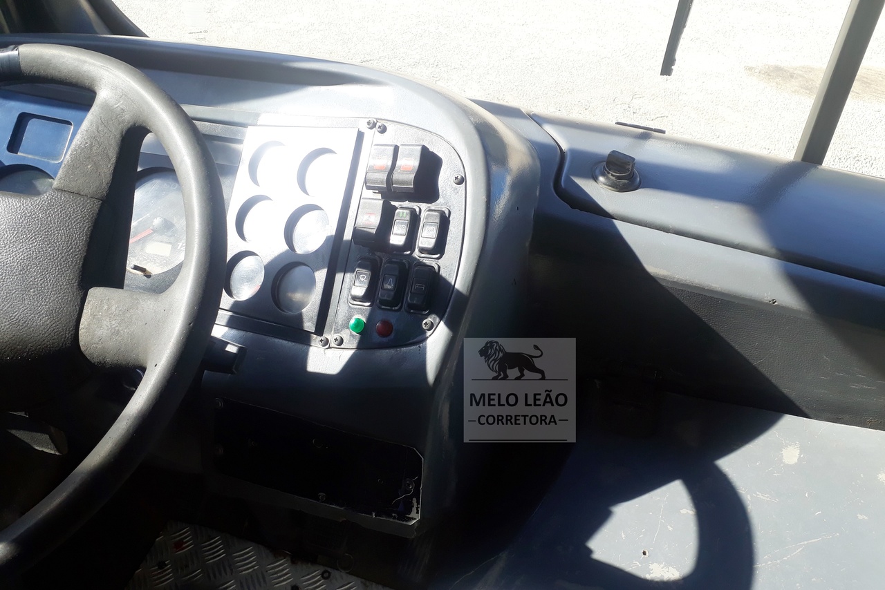 Volkswagen Urbano - 05/05 28