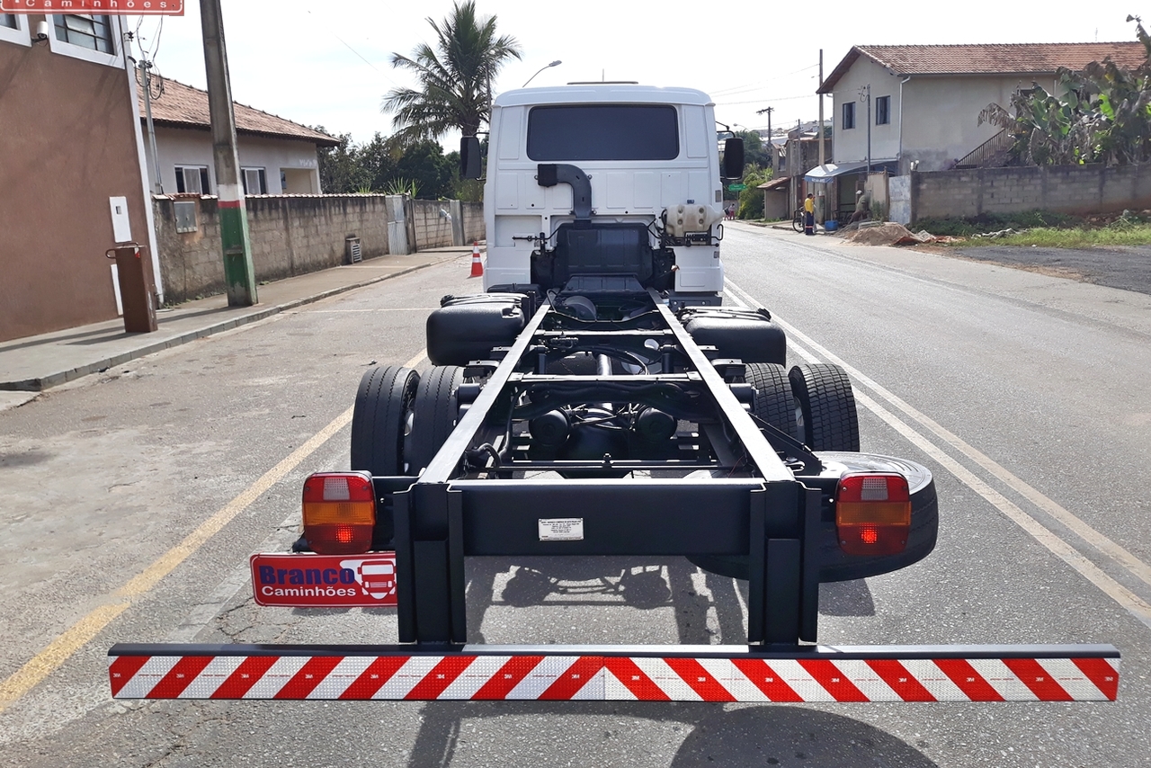Volkswagen VW 9150 - 09/10 11