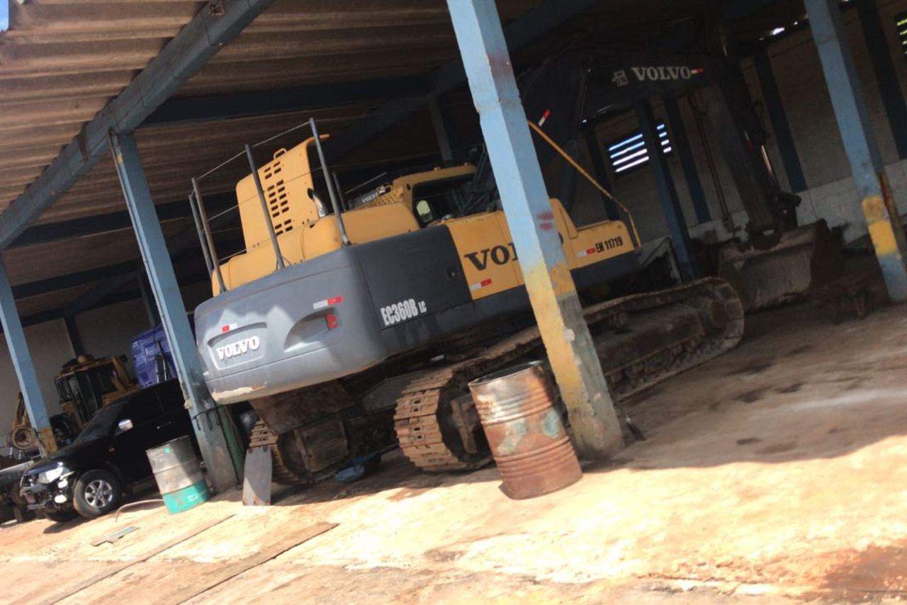 Volvo EC360 - 05/05 3