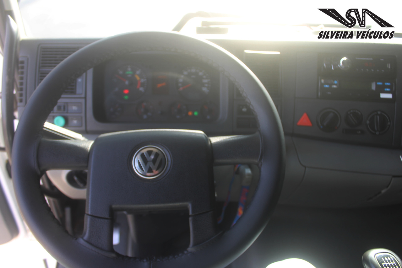 Volkswagen 24 320 - 11/12 18