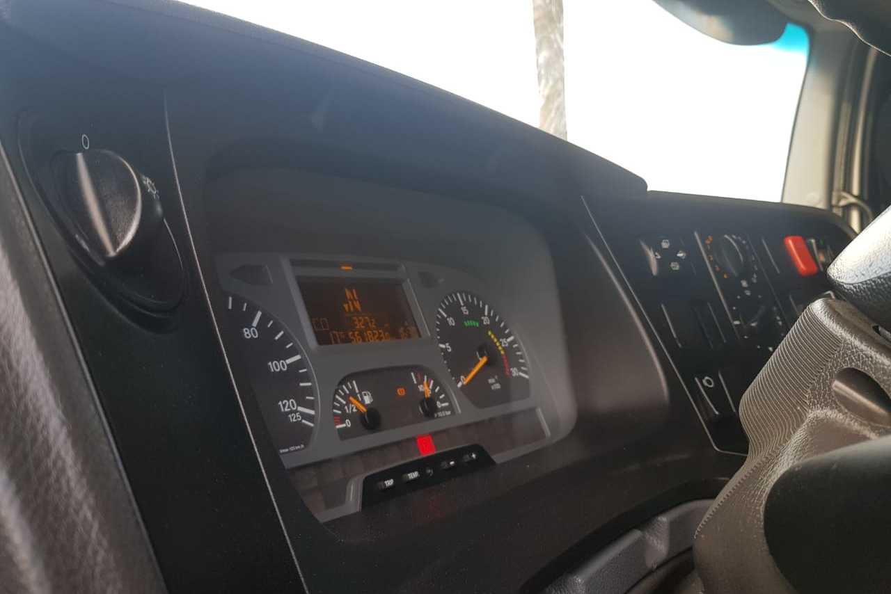 Mercedes Benz Atego 2425 - 10/10 15