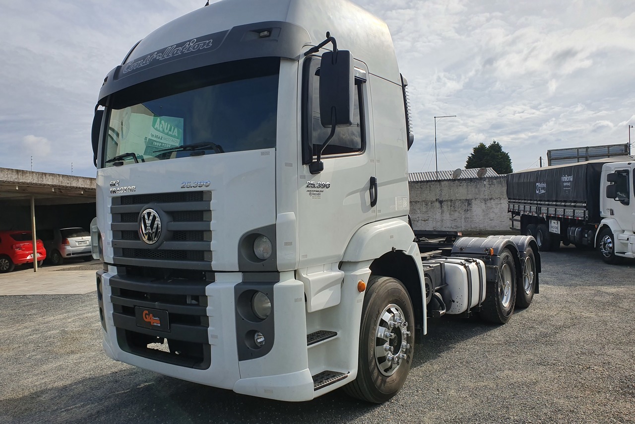 Volkswagen 25 390 - 13/13 2
