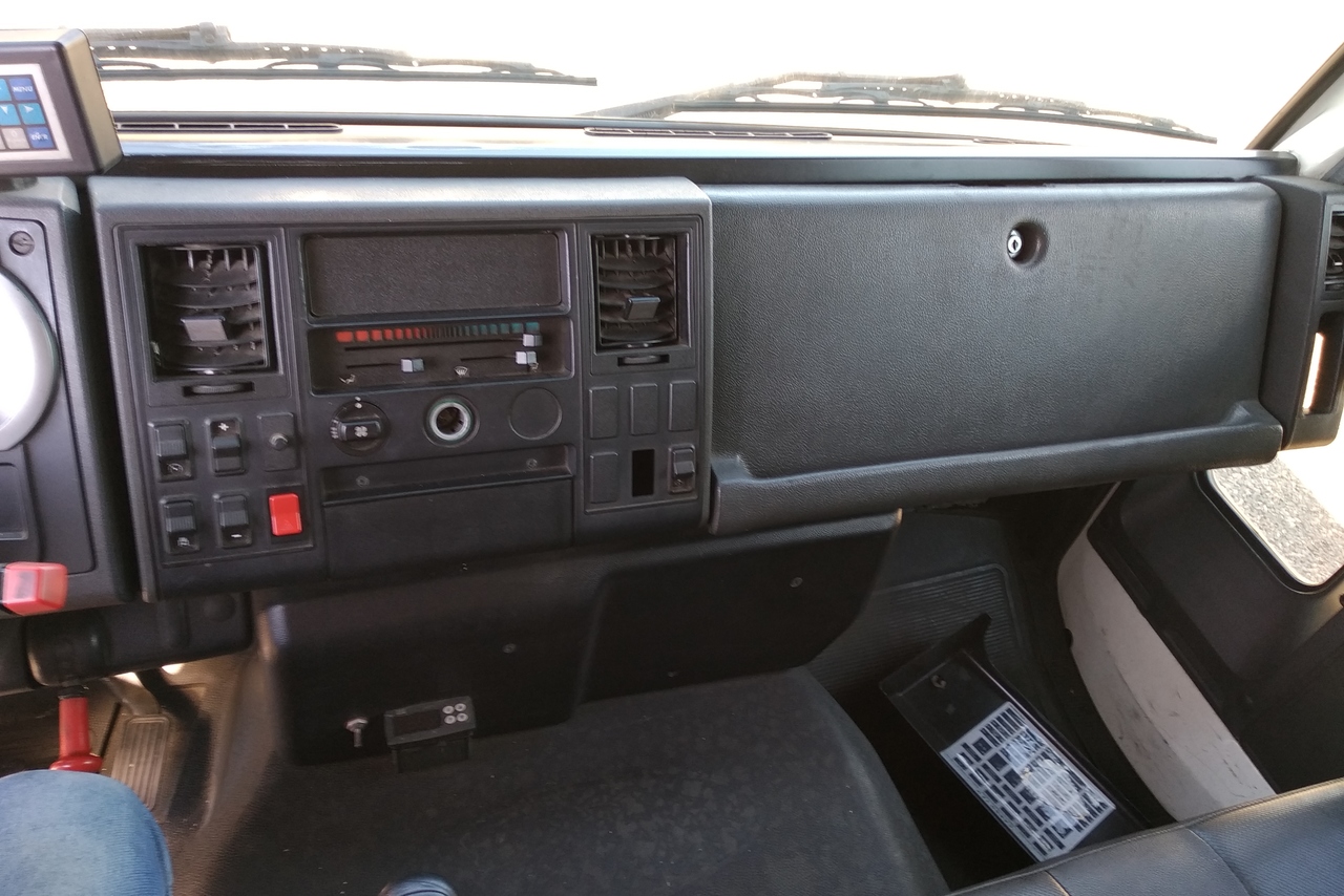 Ford Cargo1317 - 10/10 10