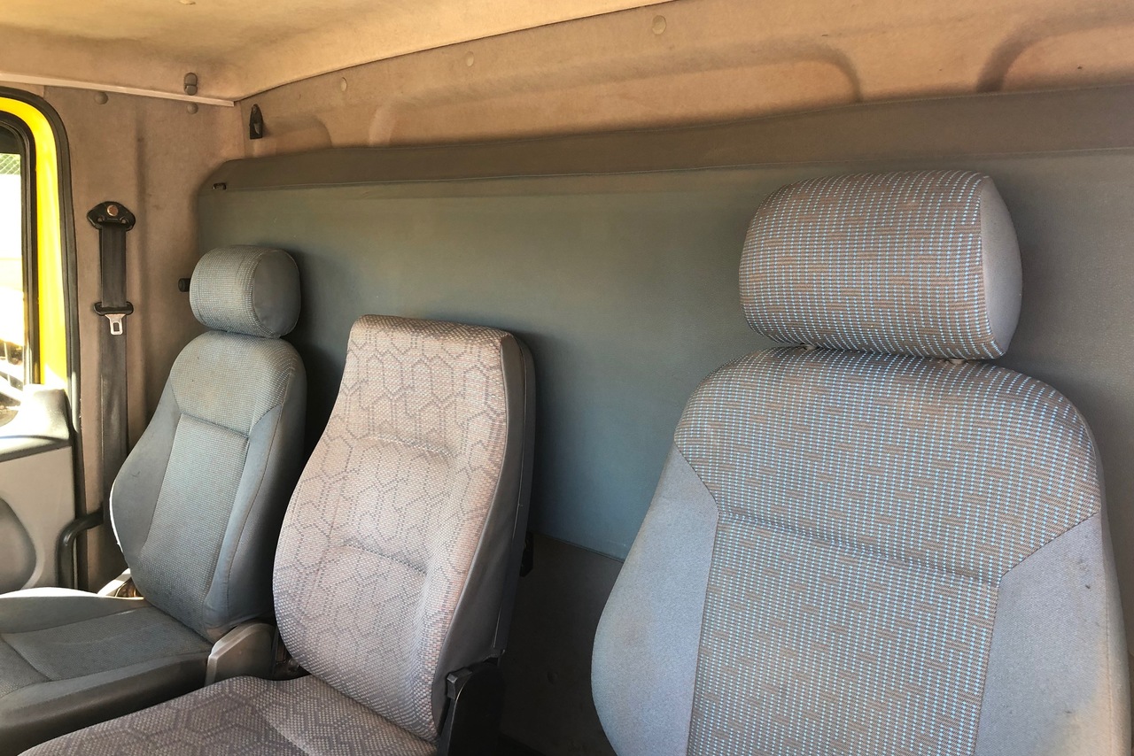 Volkswagen 24-250 E Constellation 3-Eixos - 11/12 9