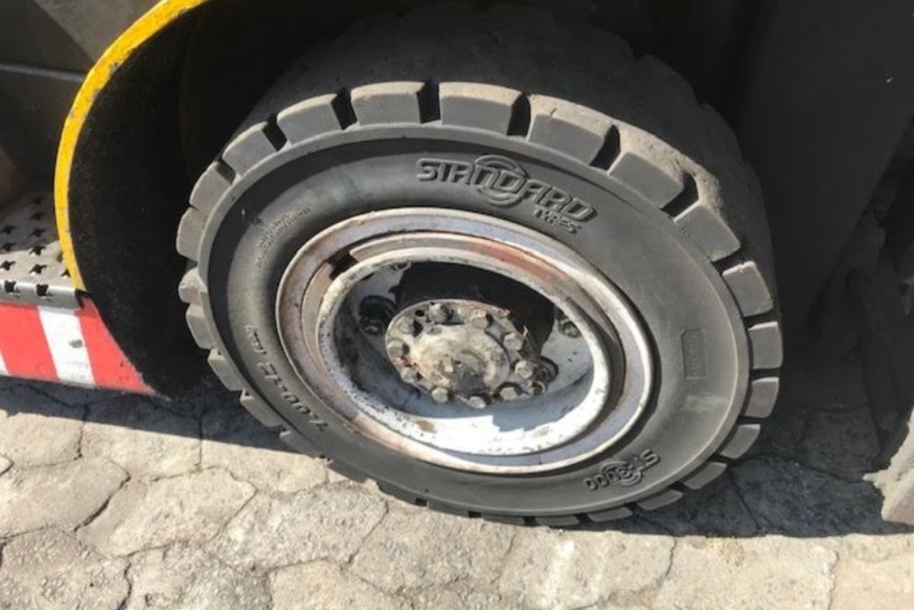 Yale GLP 050VX - 14/14 2