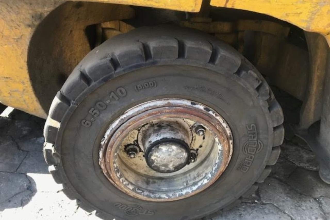 Yale GLP 070 VX  - 14/14 2