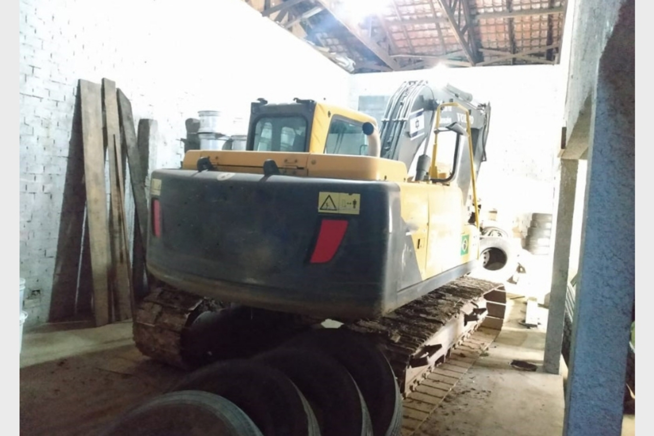 Volvo EC140 - 15 12