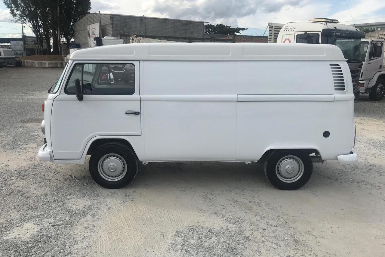 Volkswagen Kombi - 12/13 10