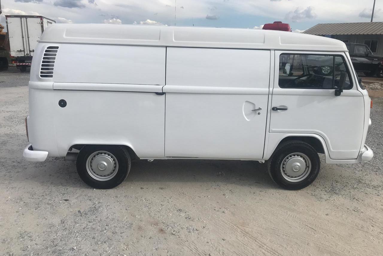 Volkswagen Kombi - 12/13 11