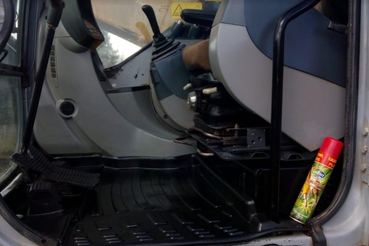 New Holland E215ME - 10/10 2