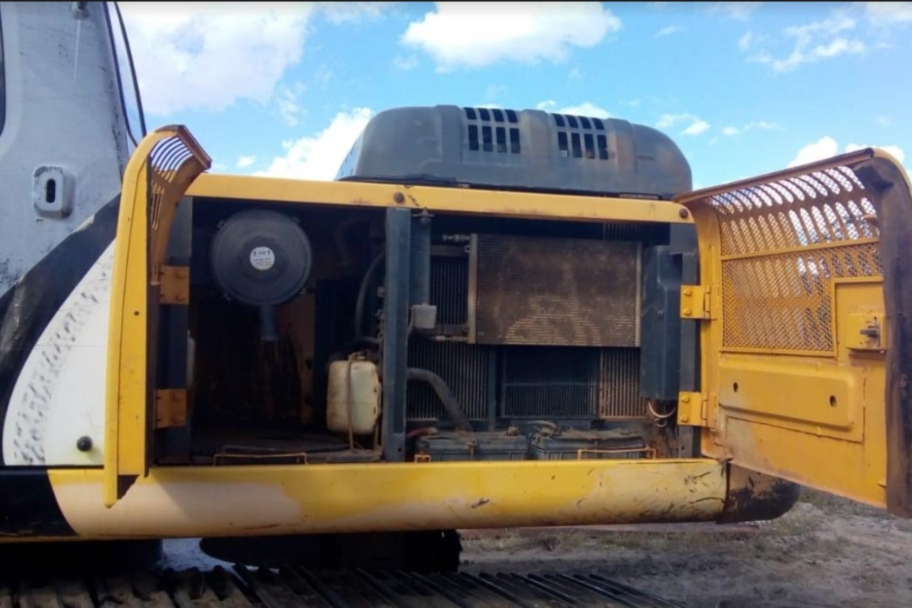 New Holland E215ME - 10/10 3