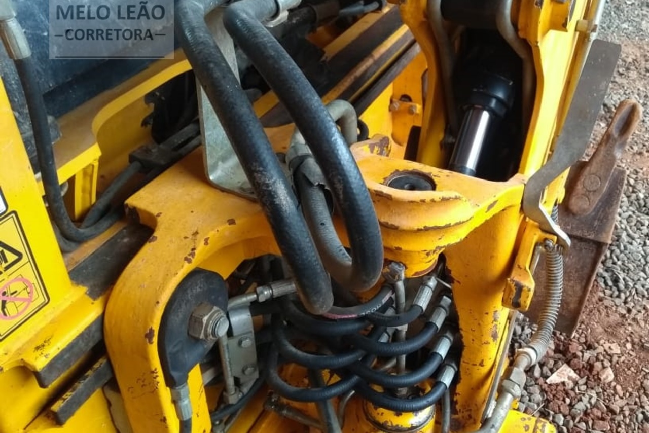 JCB 1CX - 12/12 12