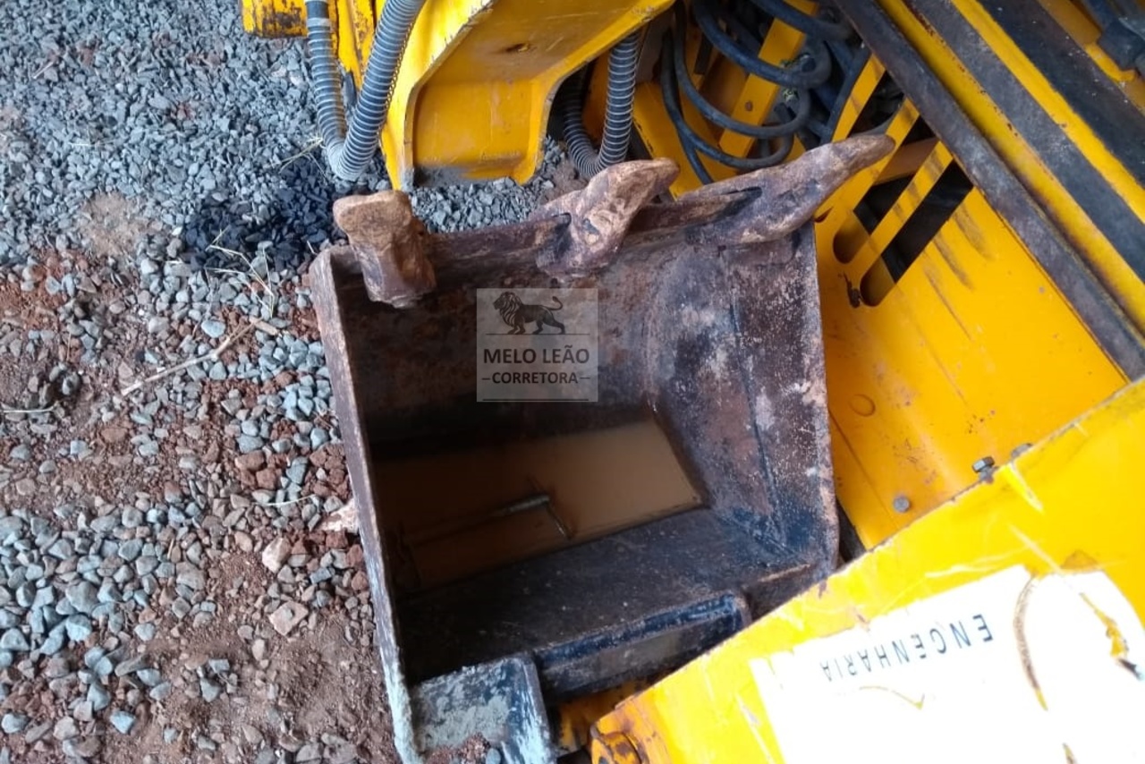 JCB 1CX - 12/12 14