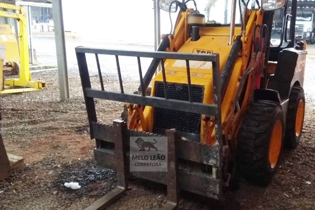 JCB 1CX - 12/12 17