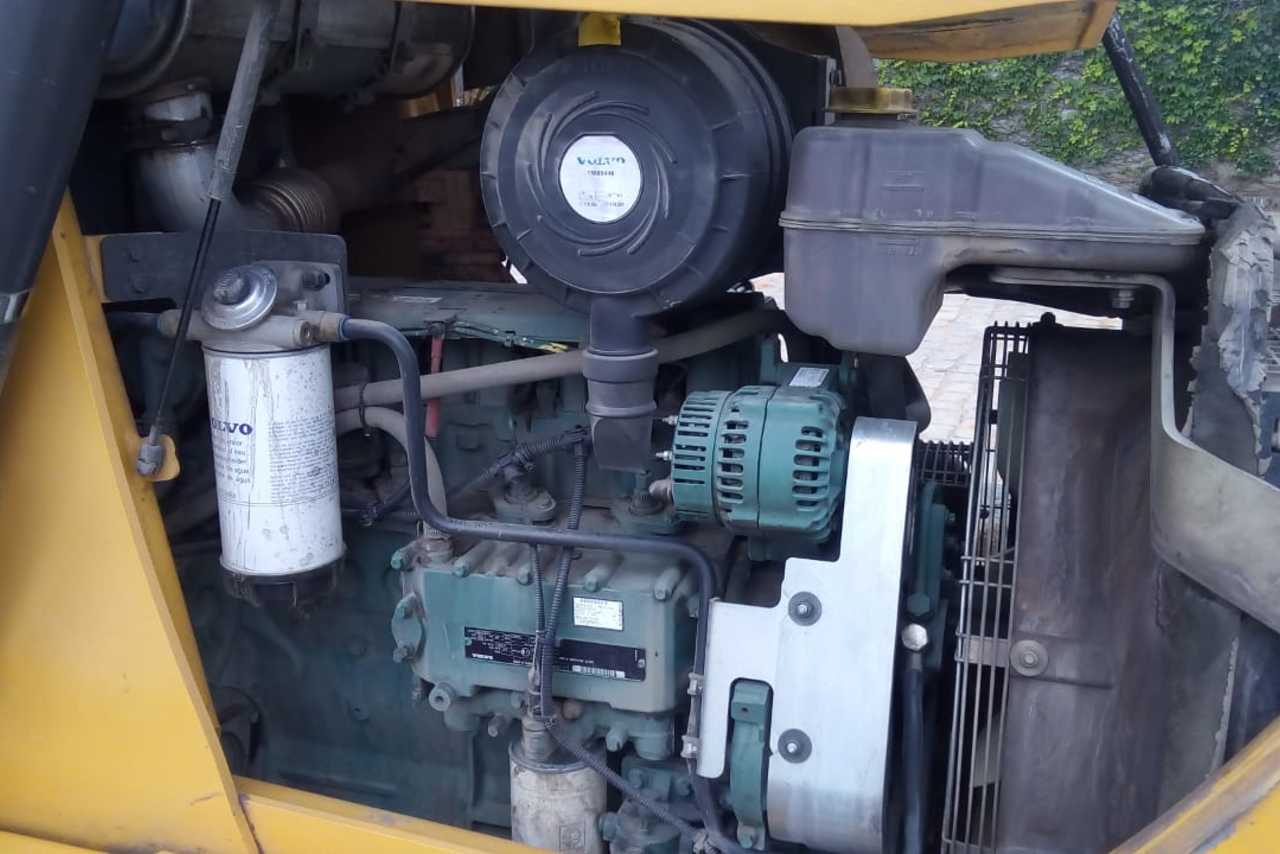 Volvo BL70B - 14/14 4