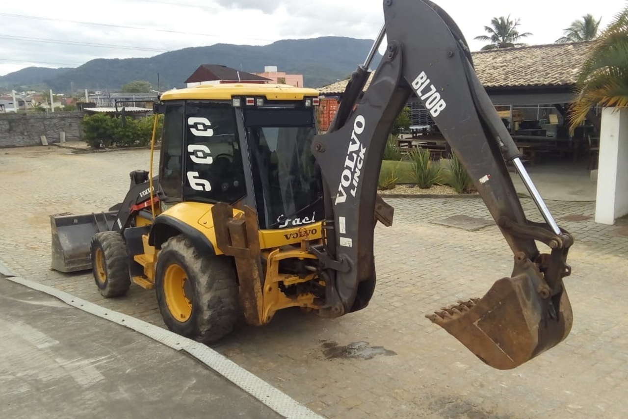 Volvo BL70B - 14/14 6