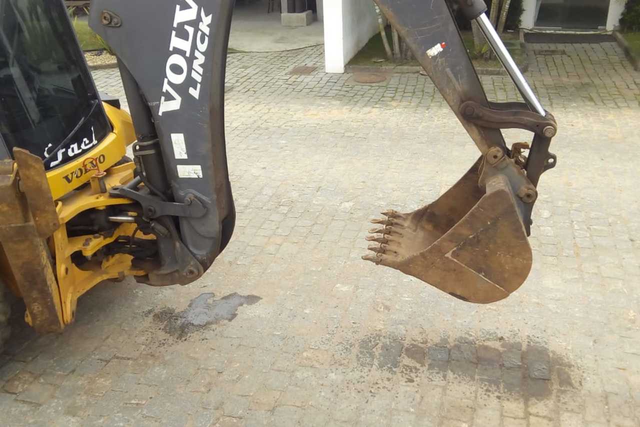 Volvo BL70B - 14/14 17