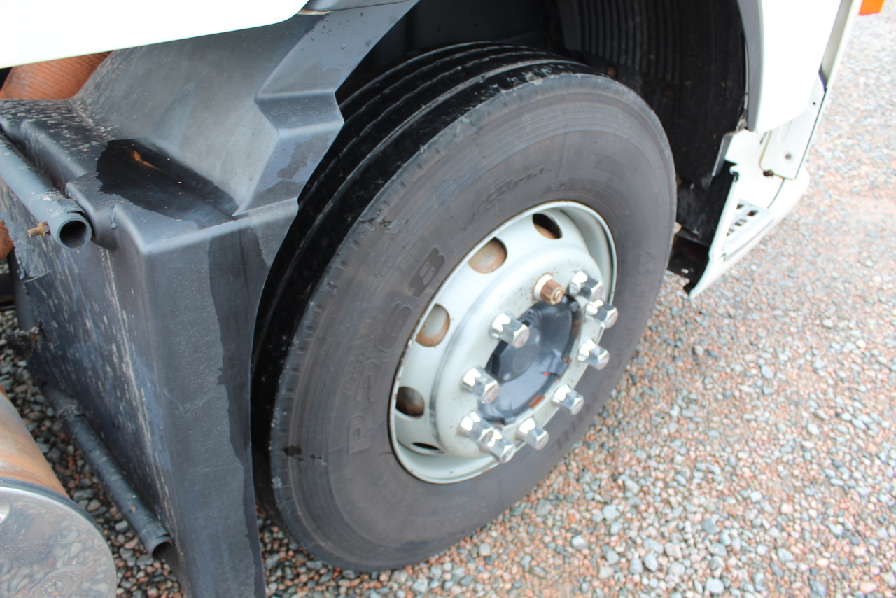 Volvo FH 420 - 04/05 4