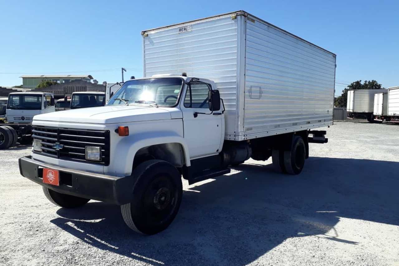 Chevrolet D12000 - 95/95 2