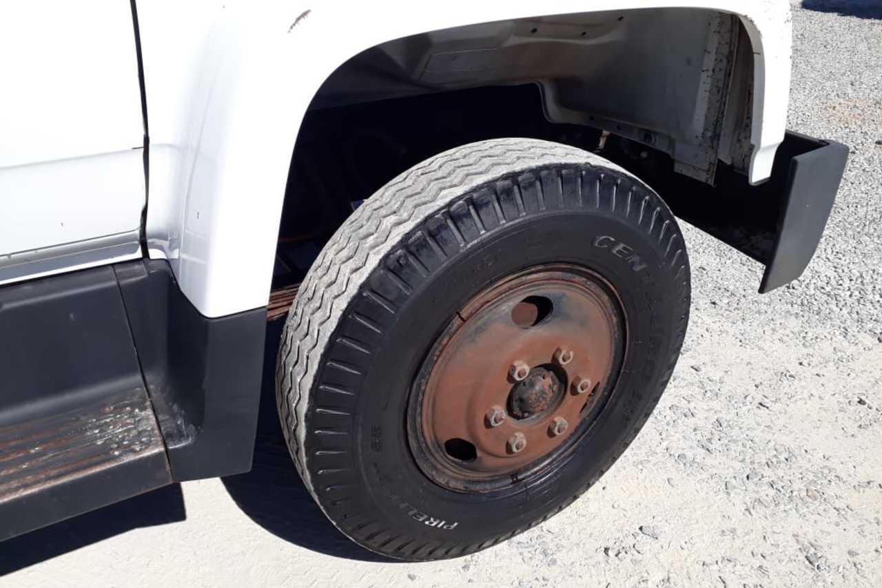 Chevrolet D12000 - 95/95 4