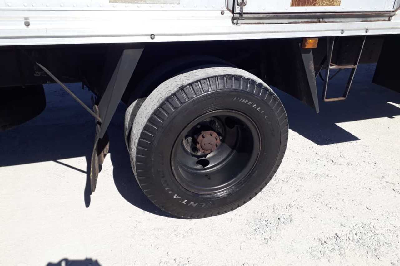 Chevrolet D12000 - 95/95 13