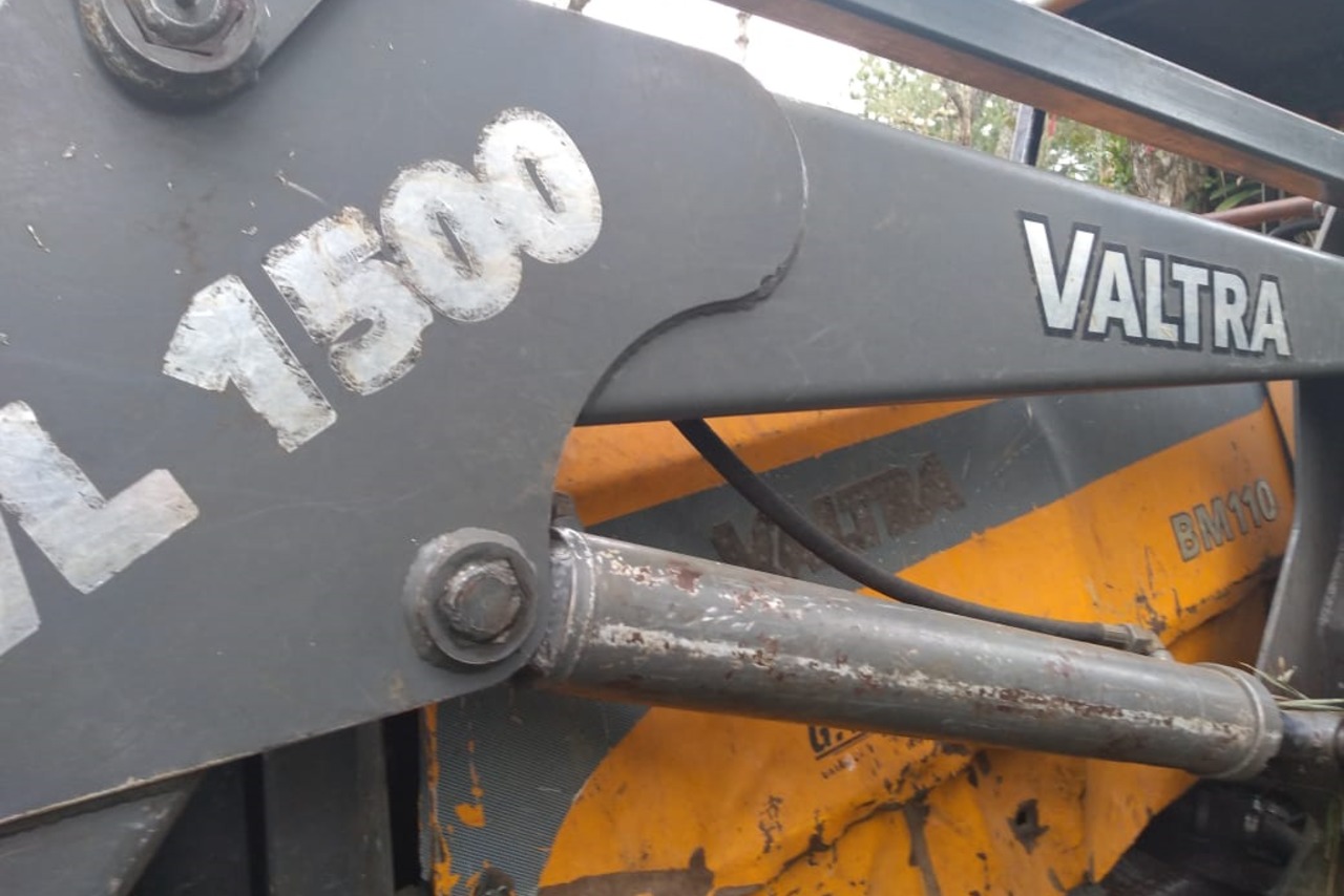 Valtra BM 110 - 14/14 5